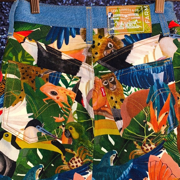 Levi’s X Farm Rio rib cage jeans skirt - Picture 4 of 5